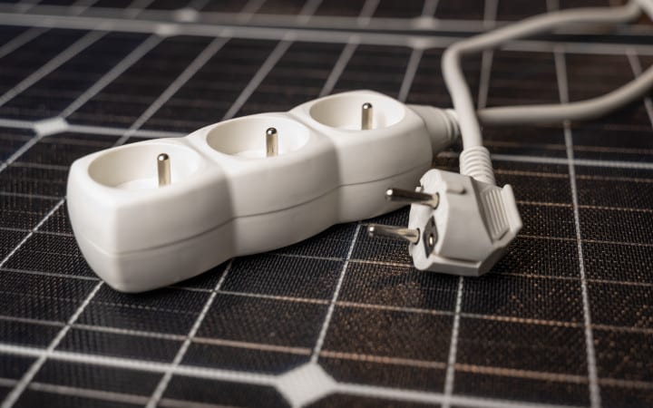 découvrez tout ce qu'il faut savoir sur les prix des prises solaires, des solutions économiques et écologiques pour optimiser votre consommation d'énergie. comparez les options disponibles et choisissez celle qui convient le mieux à vos besoins.