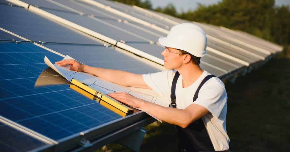 découvrez les prix des tuiles photovoltaïques au mètre carré et comment elles peuvent optimiser votre transition vers une énergie renouvelable. obtenez des conseils pour choisir la meilleure option pour votre habitation et maximiser votre investissement.