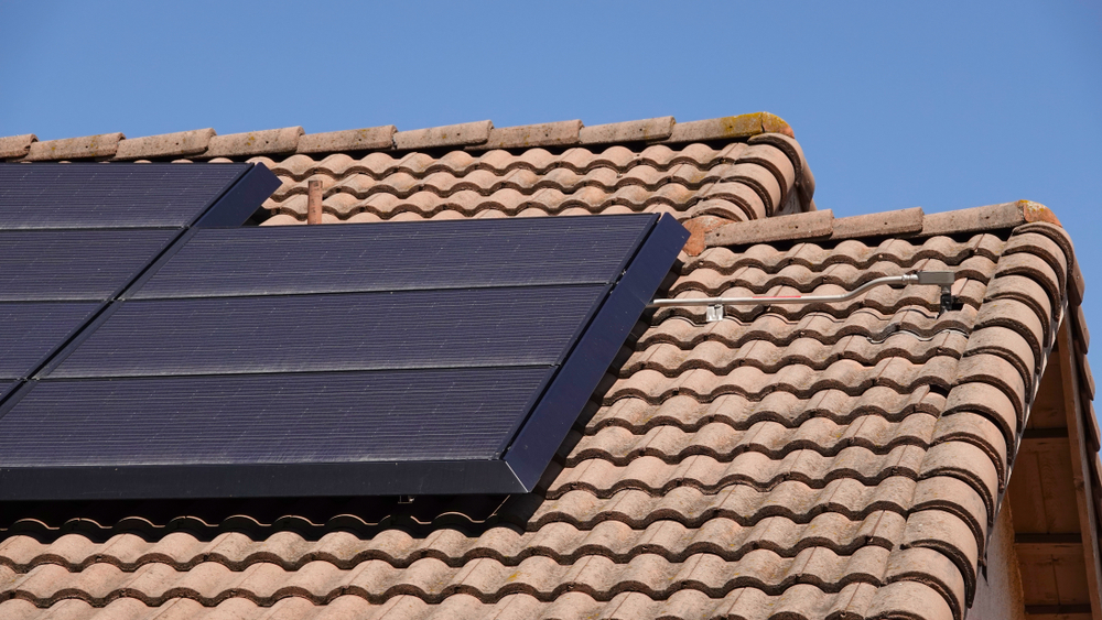 découvrez les prix des tuiles solaires au m², une solution énergétique durable et économique pour votre toiture. comparez les modèles, les coûts et les avantages pour optimiser votre investissement en énergie solaire.