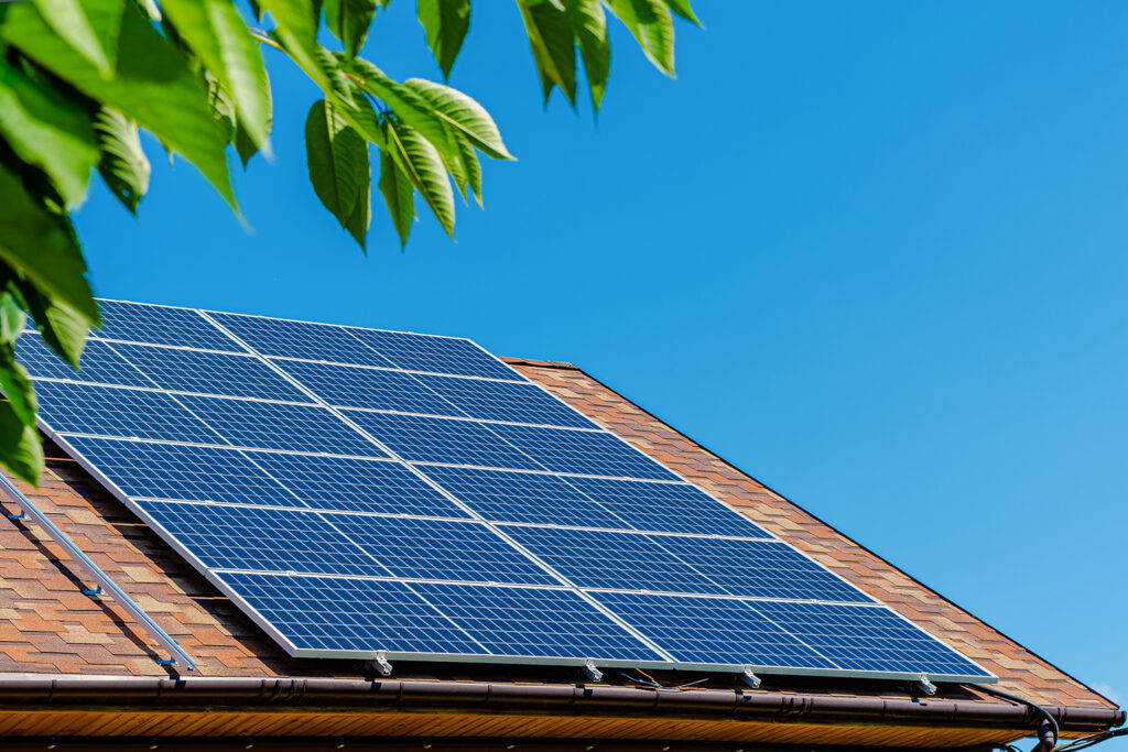 découvrez la puissance des panneaux solaires et comment ils transforment la lumière du soleil en énergie renouvelable. apprenez à maximiser leur efficacité pour réduire vos factures d'électricité et contribuer à un avenir durable.