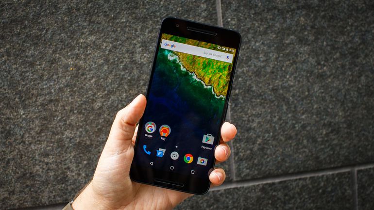 découvrez la signification de huawei, l'un des leaders mondiaux des technologies de l'information et de la communication. explorez l'histoire, la vision et les valeurs de cette entreprise innovante fondée en chine et son impact sur le monde numérique.