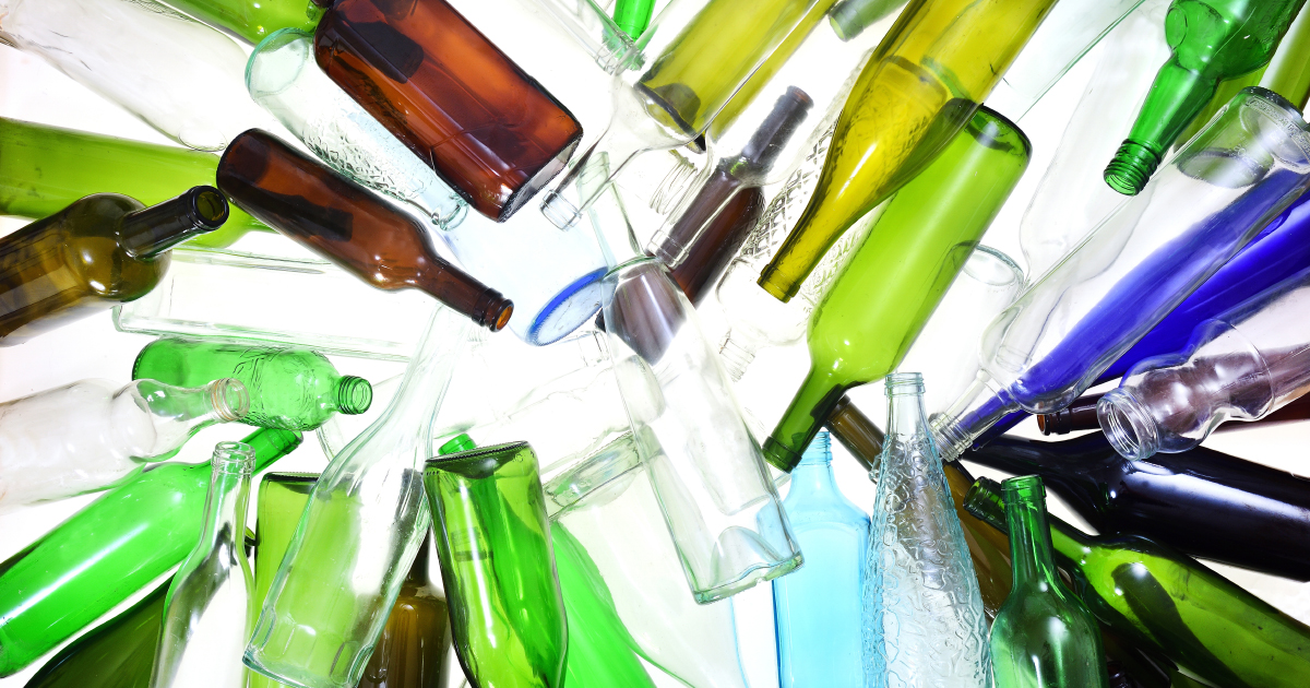 découvrez l'importance du recyclage du verre pour l'environnement. apprenez comment ce matériau recyclable contribue à la réduction des déchets et à la préservation des ressources naturelles. explorez les étapes du processus de recyclage et pourquoi il est essentiel dans notre démarche écologique.