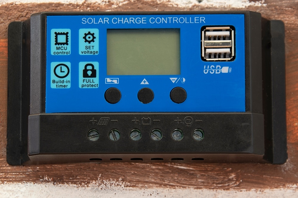 découvrez notre sélection de régulateurs pv, des dispositifs essentiels pour optimiser la performance de vos panneaux solaires. garantissez une gestion efficace de l'énergie et préservez la durée de vie de votre installation avec nos solutions innovantes et performantes.