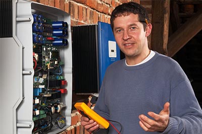 découvrez nos services de réparation d'onduleurs photovoltaïques pour garantir le bon fonctionnement de votre installation solaire. profitez d'une expertise professionnelle et d'un service rapide pour maximiser votre production d'énergie renouvelable.