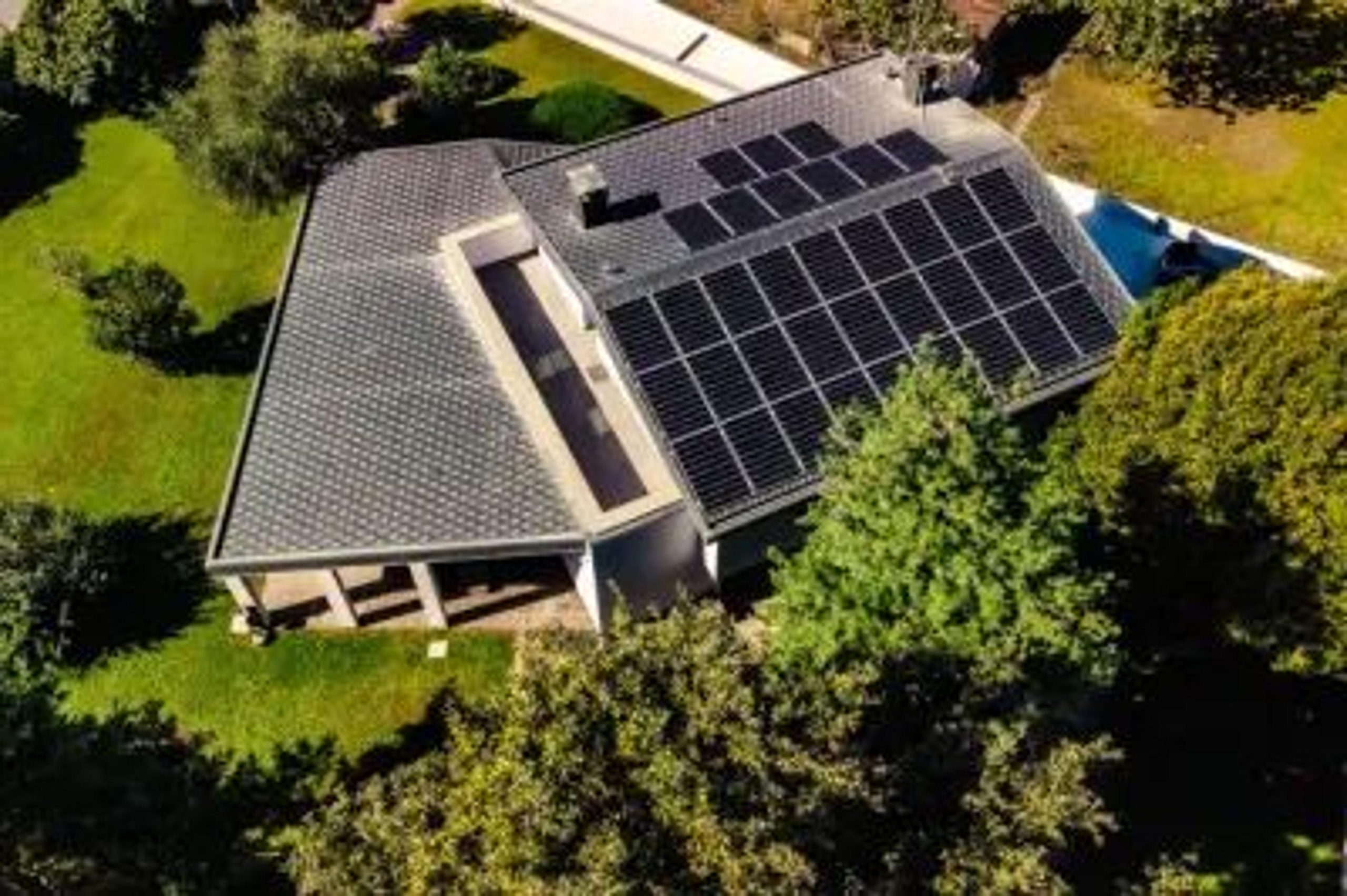 découvrez le service après-vente (sav) de panneaux solaires en france. profitez de conseils d'experts, d'une assistance technique dédiée et d'une garantie optimale pour maximiser l'efficacité de votre installation solaire. contactez-nous pour des solutions personnalisées et un accompagnement professionnel.