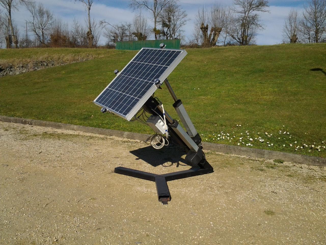 découvrez notre schéma détaillé de tracker solaire, une solution innovante pour optimiser la production d'énergie solaire. apprenez comment fonctionne ce dispositif qui suit le mouvement du soleil, augmentant ainsi l'efficacité de vos panneaux solaires. idéal pour les professionnels et les passionnés d'énergie renouvelable.