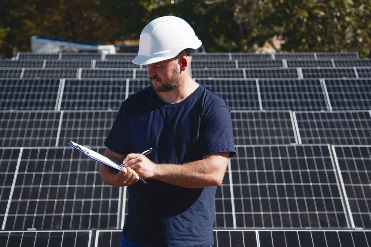découvrez comment garantir la sécurité des panneaux solaires grâce à des techniques d'installation appropriées et des mesures de prévention des risques. protégez votre investissement tout en contribuant à une énergie durable.