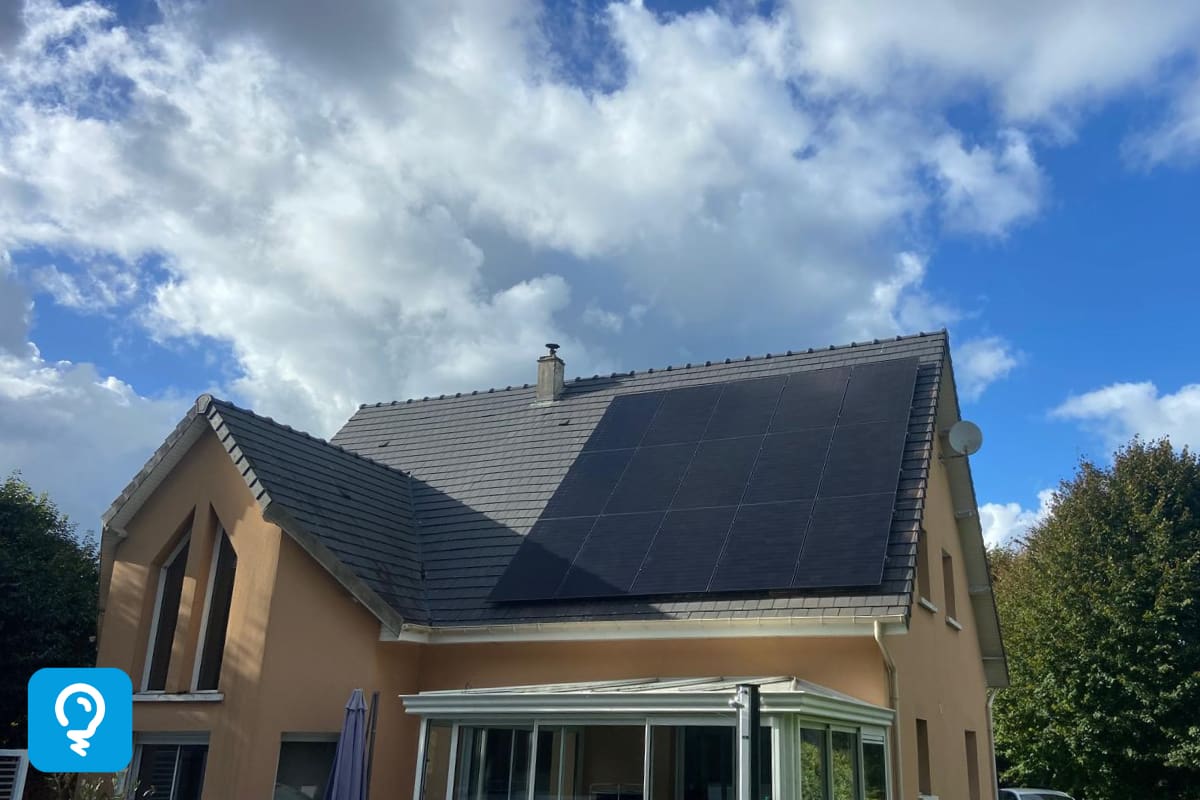 découvrez notre simulateur photovoltaïque, un outil innovant qui vous permet d'évaluer la production d'énergie solaire potentielle de votre installation. calculez facilement les économies d'énergie, le retour sur investissement et l'impact environnemental de vos projets solaires avec précision.
