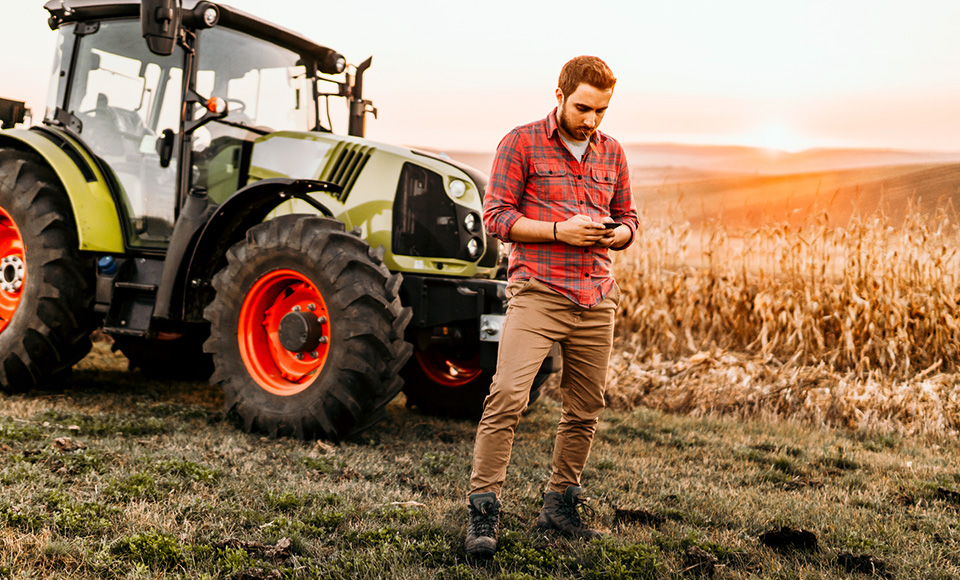 découvrez notre outil de simulation de prêt conçu spécifiquement pour les agriculteurs. évaluez vos options de financement, comparez les taux d'intérêt et optimisez votre budget pour faire croître votre exploitation agricole en toute tranquillité.