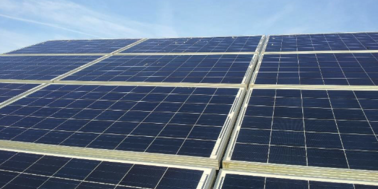 découvrez les solutions d'énergie solaire dans le nord de la france : installations photovoltaïques, avantages écologiques et économies d'énergie pour un avenir durable.