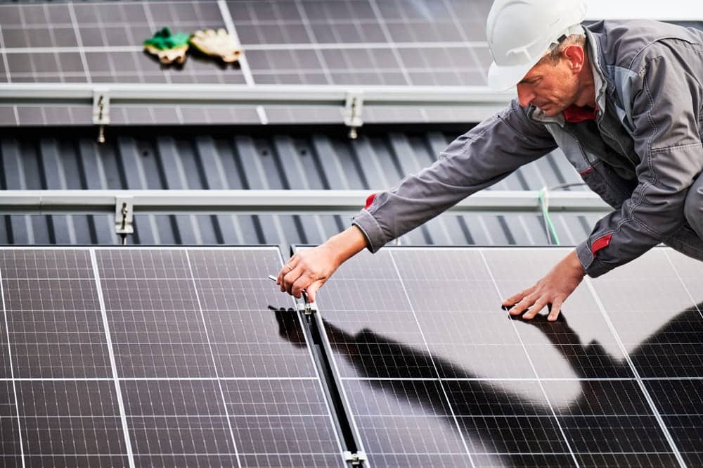 découvrez comment bénéficier des subventions photovoltaïques pour réduire vos coûts d'installation solaire. informez-vous sur les aides disponibles et les démarches à suivre pour profiter d'une énergie propre et économique.
