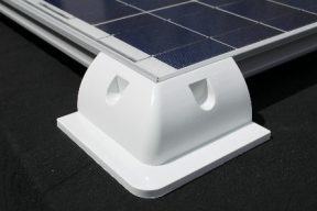 découvrez nos solutions de support pour panneaux solaires, conçues pour optimiser l'installation et la performance de vos systèmes solaires. profitez d'une fixation robuste et durable, adaptée à tous les types de toits et d'environnements.