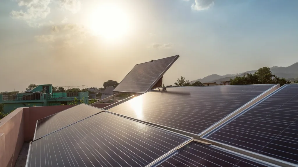 découvrez nos supports solaires robustes et polyvalents, idéaux pour optimiser l'installation de vos panneaux photovoltaïques. profitez d'une solution durable pour maximiser votre production d'énergie verte.