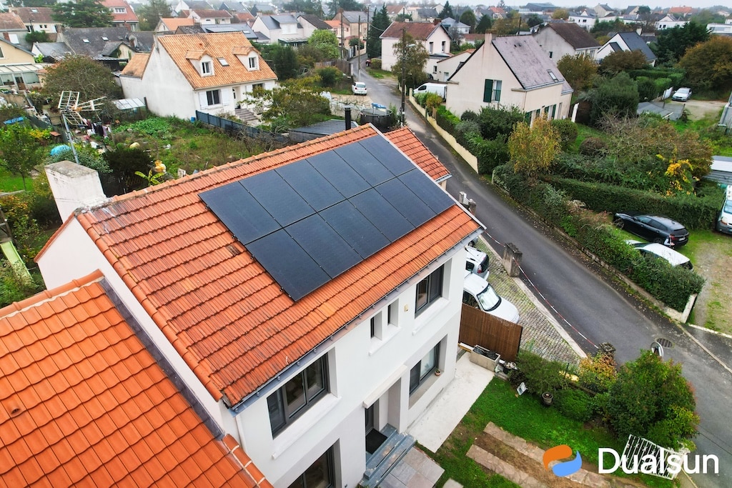 découvrez les tarifs photovoltaïques pour l'année 2025. informez-vous sur les évolutions des prix, les aides disponibles et les opportunités d'investissement dans l'énergie solaire. prenez une décision éclairée pour votre transition énergétique.