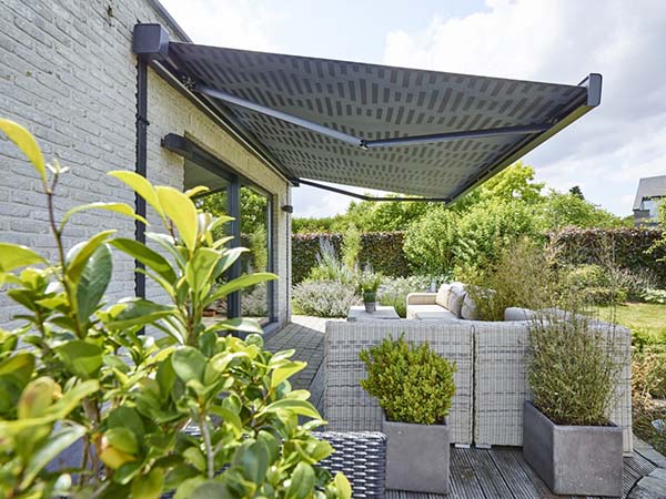 découvrez notre tente solaire innovante, conçue pour vous offrir confort et protection tout en exploitant l'énergie du soleil. parfaite pour vos aventures en plein air, elle garantit une ombre rafraîchissante et une expérience inoubliable où que vous soyez.