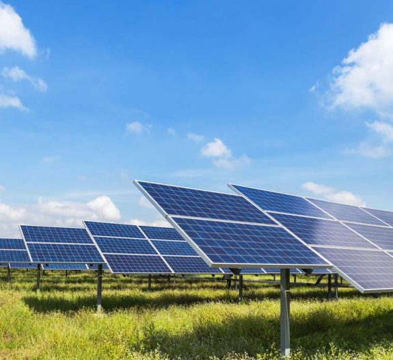 découvrez les avantages d'un terrain photovoltaïque, l'opportunité idéale pour valoriser vos espaces tout en contribuant à la transition énergétique. investissez dans une solution durable et écologique pour produire votre propre électricité.