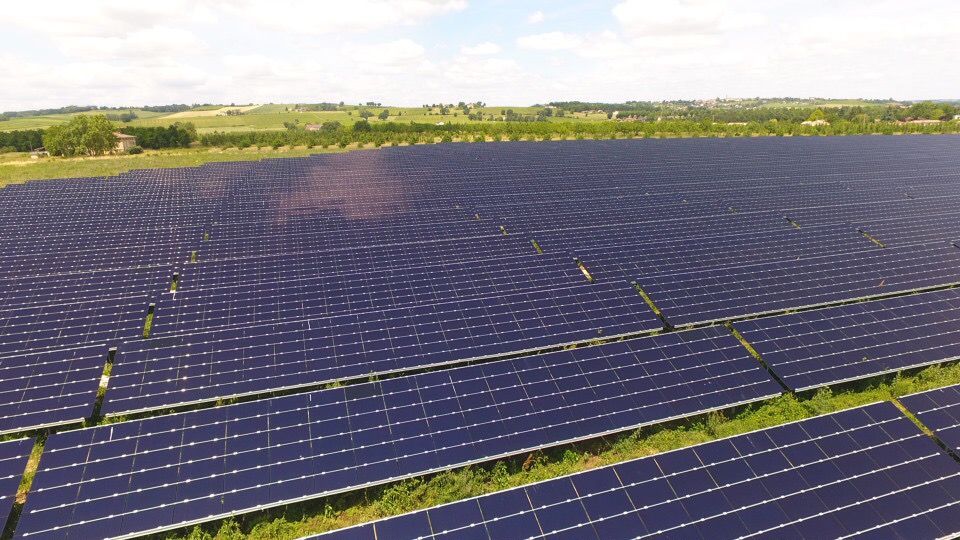 découvrez notre terrain solaire, un emplacement idéal pour exploiter l'énergie renouvelable. investissez dans un futur durable et profitez d'une opportunité unique pour développer votre projet énergétique. contactez-nous pour plus d'informations.