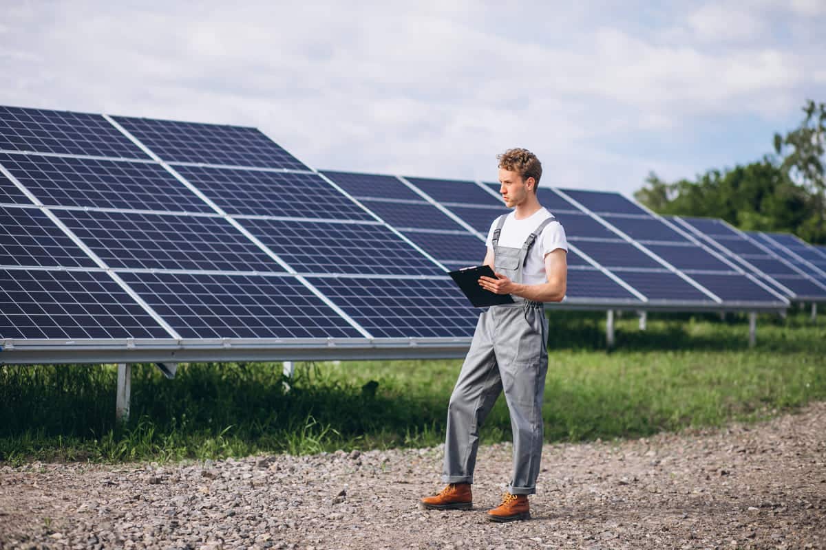 découvrez notre sélection de terrains solaires à vendre, idéals pour des projets d'énergie renouvelable. profitez d'un investissement durable tout en contribuant à la transition énergétique. explorez les opportunités d'aménagement et de développement pour un avenir plus vert.