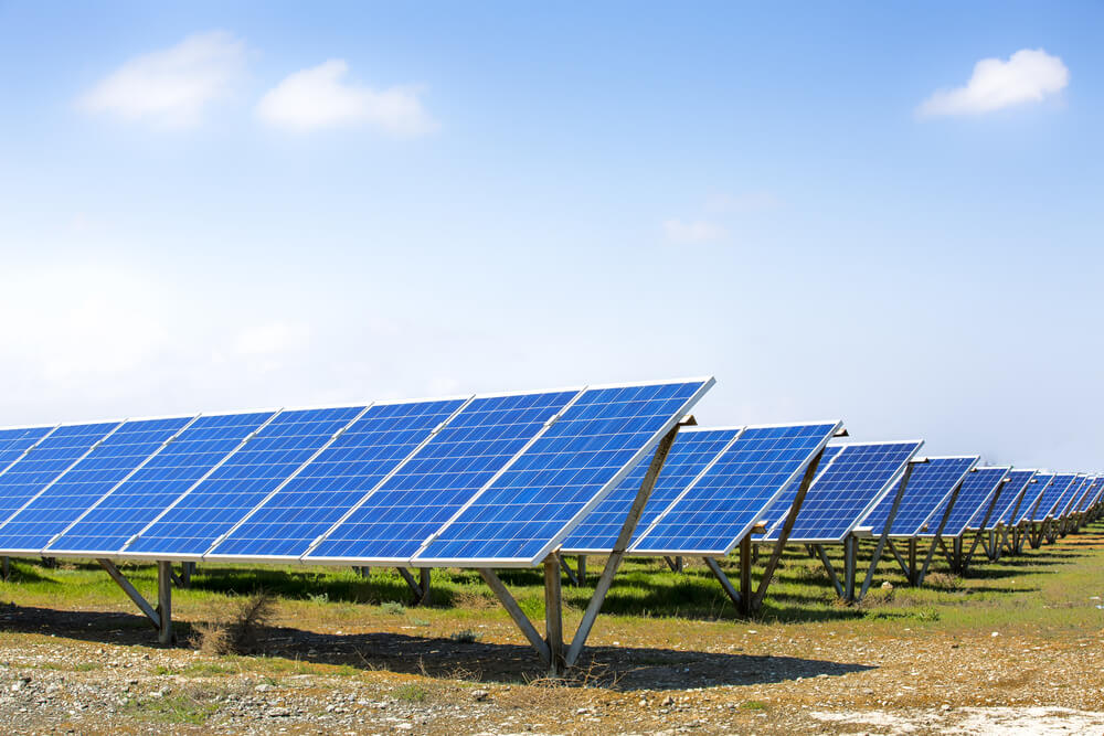 découvrez notre sélection de terrains solaires à vendre, idéaux pour vos projets d'énergie renouvelable. investissez dans un avenir durable et tirez profit de l'énergie solaire en développant vos installations sur des terrains stratégiquement situés.