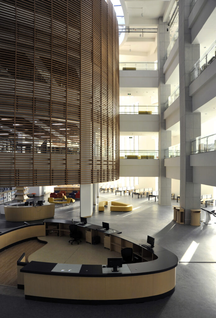 découvrez tf1 atrium, un espace innovant dédié aux échanges et à la créativité, où se conjuguent médias, événements et rencontres uniques, offrant une expérience immersive au cœur de l'univers de tf1.