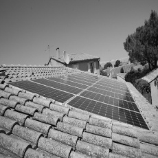 découvrez comment un toit solaire peut transformer votre habitation en une source d'énergie renouvelable. profitez des avantages écologiques et économiques d'une toiture équipée de panneaux solaires, tout en réduisant votre empreinte carbone.