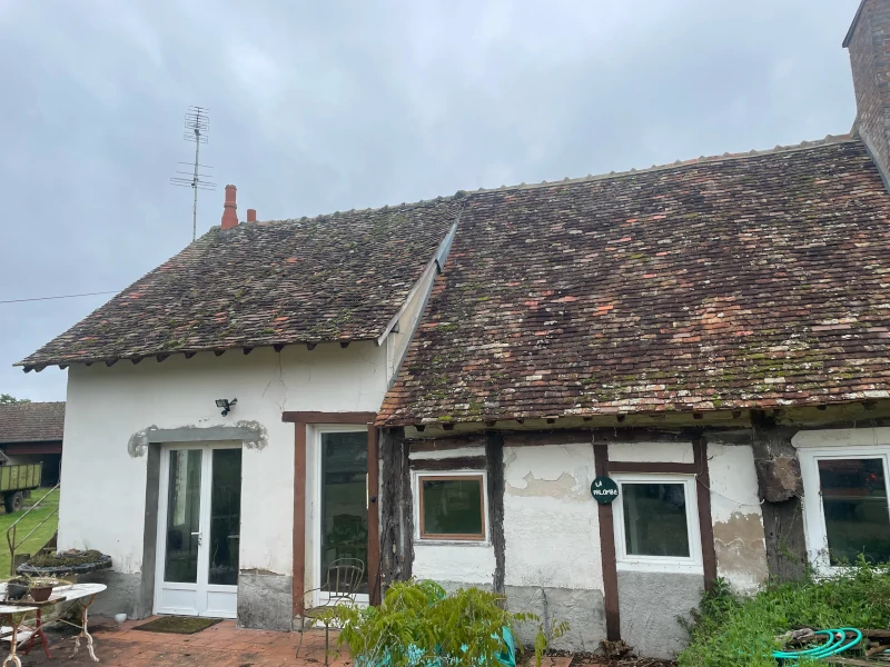 découvrez tout sur les toitures à 45°, leur design, avantages et matériaux. apprenez à optimiser l'esthétique et la fonctionnalité de votre habitation grâce à cette pente de toiture idéale.