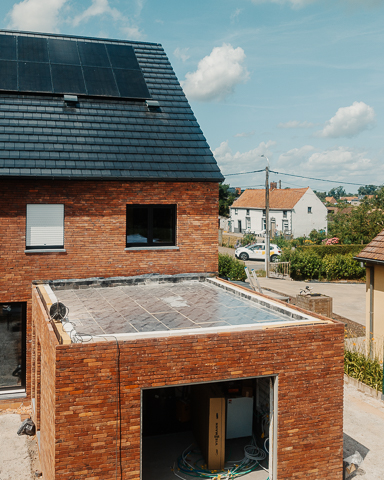 découvrez les avantages et inconvénients des toitures plates, ainsi que les meilleures options pour leur construction et leur entretien. apprenez comment ce type de toiture peut apporter une touche moderne à votre bâtiment tout en optimisant l'espace.