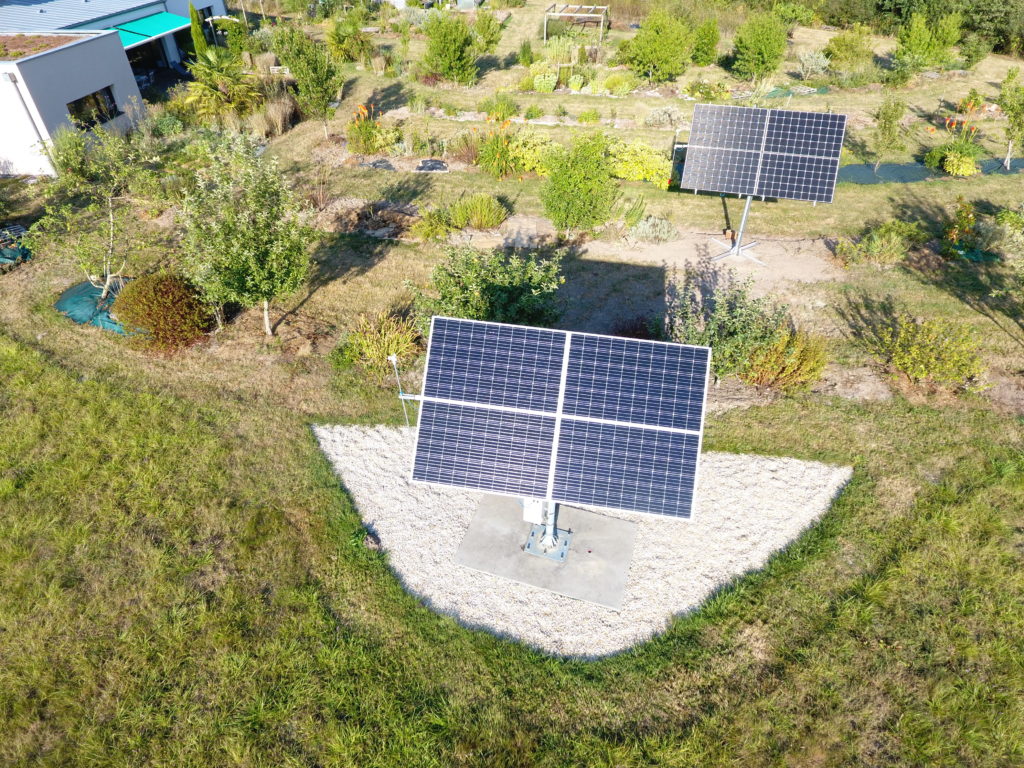 découvrez notre tracker solaire, une solution innovante pour optimiser la production d'énergie solaire. suivez la trajectoire du soleil tout au long de la journée pour maximiser l'efficacité de vos panneaux photovoltaïques et réduisez vos coûts d'énergie tout en préservant l'environnement.