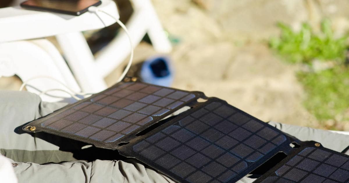 découvrez notre tracker solaire idéal pour le camping, conçu pour optimiser la captation d'énergie solaire et alimenter vos appareils en toute autonomie. profitez de vos aventures en pleine nature sans compromis sur votre confort grâce à cette solution écologique et pratique.