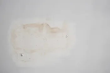 découvrez les solutions efficaces pour gérer les infiltrations d'eau liées aux tuiles. protégez votre maison des dommages structurels grâce à nos conseils et techniques d'étanchéité.
