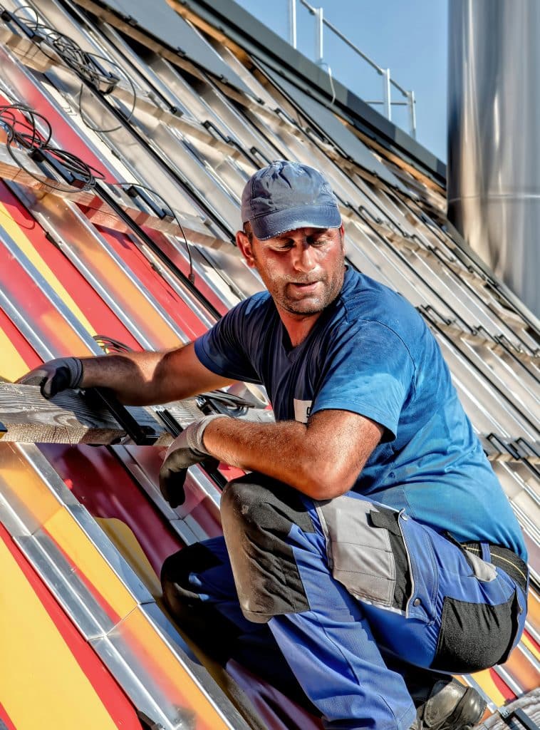découvrez les prix des tuiles solaires tesla et transformez votre toit en source d'énergie renouvelable. profitez de l'innovation et de l'efficacité énergétique tout en améliorant l'esthétique de votre maison.