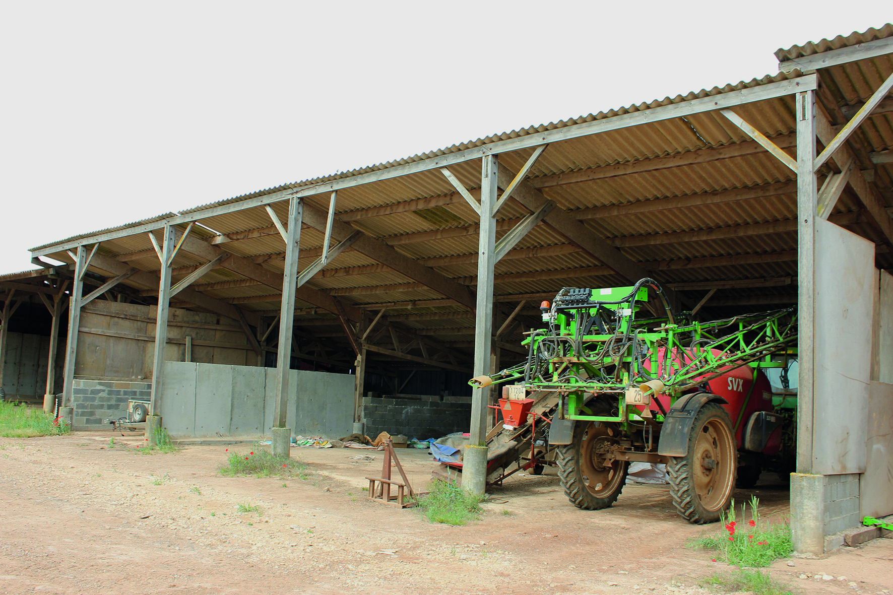 découvrez comment optimiser l'usage de votre hangar agricole pour le stockage, l'équipement et les activités liées à l'agriculture. apprenez les meilleures pratiques et conseils pour aménager un espace fonctionnel et efficace.