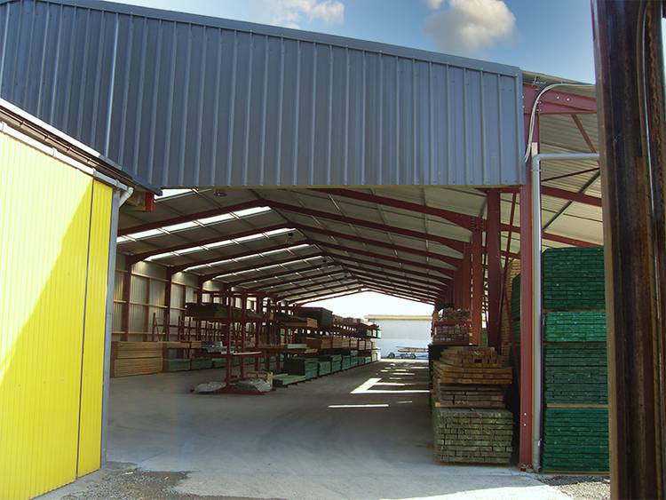découvrez nos offres de vente de bâtiments agricoles adaptés à vos besoins. que vous soyez agriculteur ou investisseur, profitez d'un large choix de bâtiments pour améliorer votre exploitation. contactez-nous pour plus d'informations sur nos disponibilités et nos prix compétitifs.