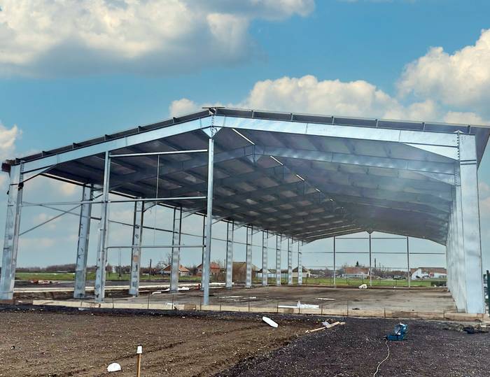 découvrez notre sélection de bâtiments agricoles à vendre, adaptés à tous vos besoins agricoles. que vous cherchiez des hangars, des étables ou des silos, nous vous proposons des solutions sur mesure pour optimiser votre exploitation. contactez-nous pour plus d'informations !
