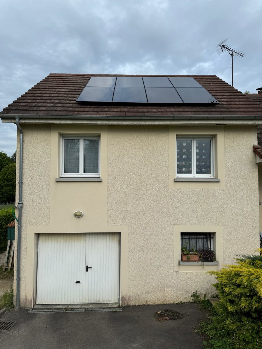 découvrez notre service de vente de centrales photovoltaïques, offrant des solutions énergétiques durables et performantes pour réduire vos factures d'électricité tout en respectant l'environnement. transformez votre toit en source d'énergie grâce à nos produits de haute qualité.