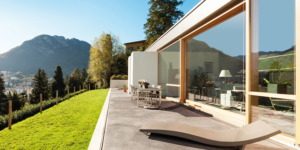 découvrez le vitrage solaire, une solution innovante pour améliorer l'efficacité énergétique de votre habitat. profitez de la lumière naturelle tout en réduisant vos coûts de chauffage et en préservant l'environnement. explorez les avantages et les applications de cette technologie moderne.