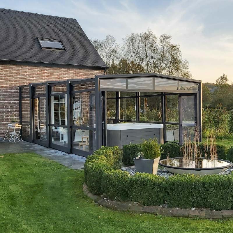 découvrez notre gamme d'abris pour terrasse, idéale pour profiter de votre extérieur tout au long de l'année. protégez-vous du soleil et de la pluie tout en créant un espace convivial et élégant. parcourez nos modèles et transformez votre terrasse en un véritable havre de paix.