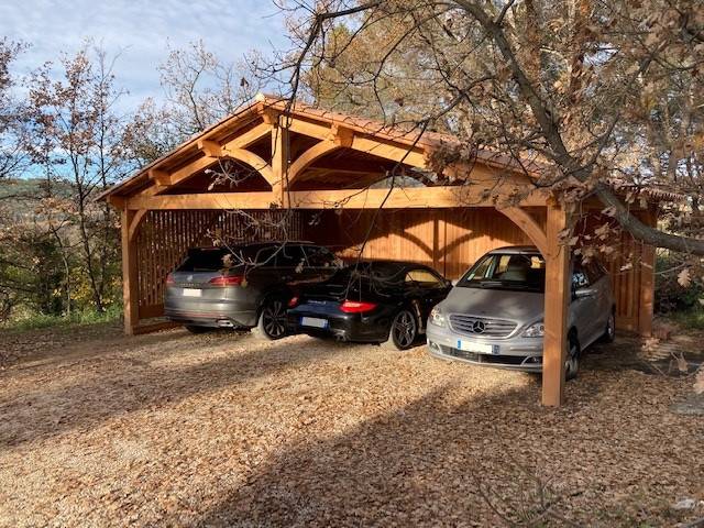 découvrez nos abris pour voiture, une solution idéale pour protéger votre véhicule des intempéries. faciles à installer et conçus pour allier esthétique et durabilité, nos abris s'adaptent à tous les espaces extérieurs. garantissez la sécurité et la longévité de votre voiture dès aujourd'hui !