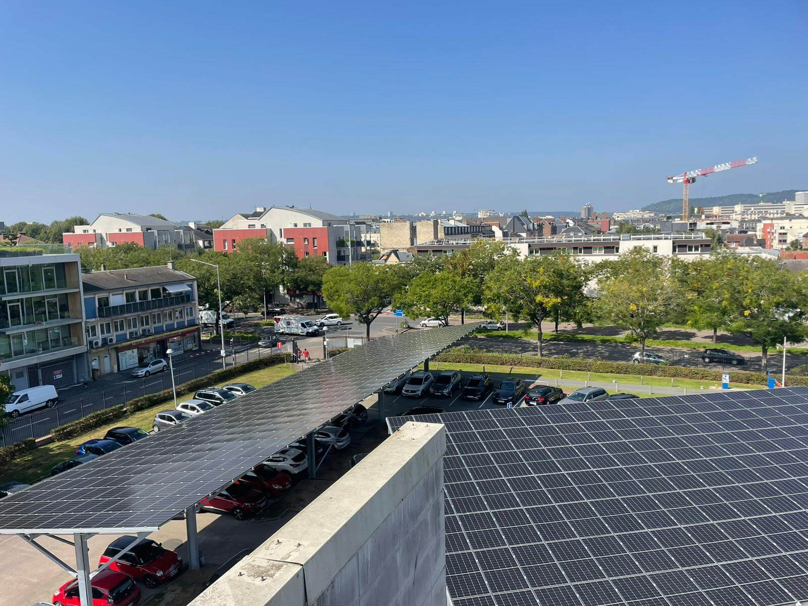 découvrez les aides de l'état pour l'installation de panneaux photovoltaïques en 2025. profitez des subventions et dispositifs mis en place pour rendre votre projet d'énergie solaire plus accessible et économique.