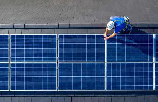découvrez les aides financières disponibles pour l'installation de panneaux solaires en 2025. maximisez vos économies et contribuez à la transition énergétique grâce aux subventions, crédits d'impôt et autres dispositifs d'aide proposés par l'état.