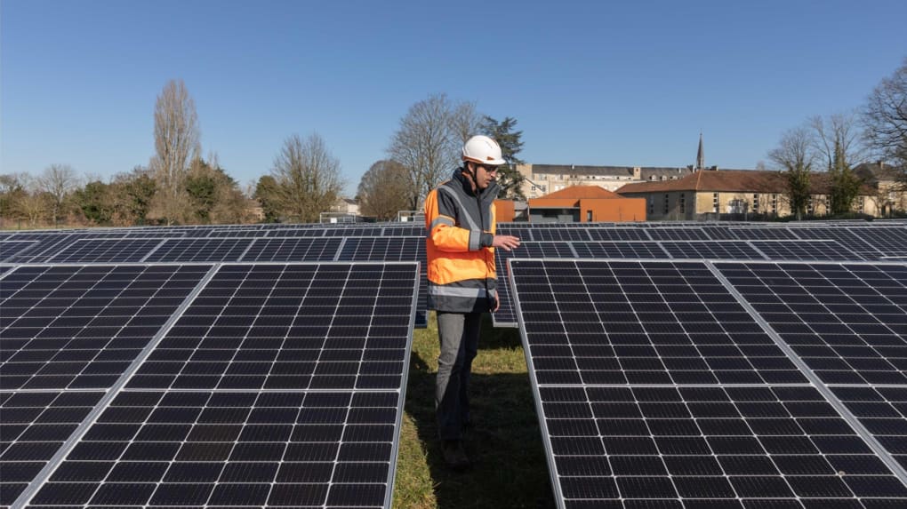 découvrez notre association photovoltaïque, dédiée à promouvoir l'énergie solaire et à soutenir les initiatives durables. rejoignez-nous pour transformer la lumière du soleil en énergie renouvelable et contribuer à un avenir plus vert.