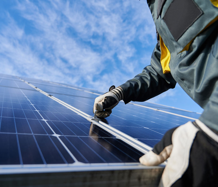 découvrez l'autoconsommation : une solution durable pour produire et consommer votre propre énergie. maximisez vos économies tout en réduisant votre empreinte carbone grâce à des panneaux solaires et des systèmes intelligents.