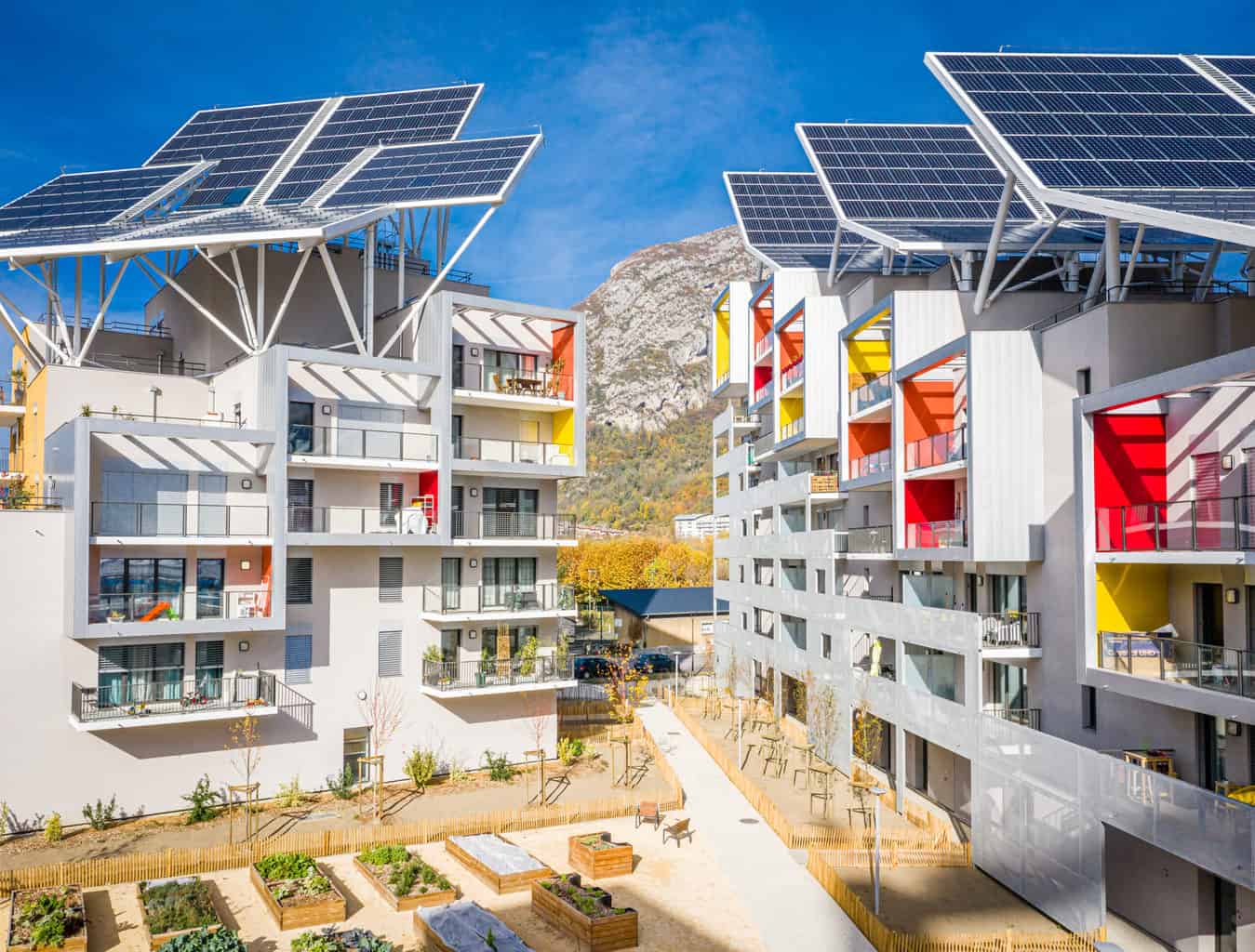 découvrez comment atteindre l'autonomie électrique chez vous grâce à des solutions innovantes et écologiques. profitez d'une énergie durable, réduisez vos factures et participez à la transition énergétique.