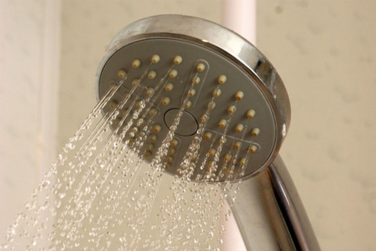 découvrez les avantages et inconvénients des chauffe-eaux solaires pour optimiser votre consommation d'énergie. informez-vous sur leur efficacité, leur impact environnemental et les économies potentielles que vous pouvez réaliser.