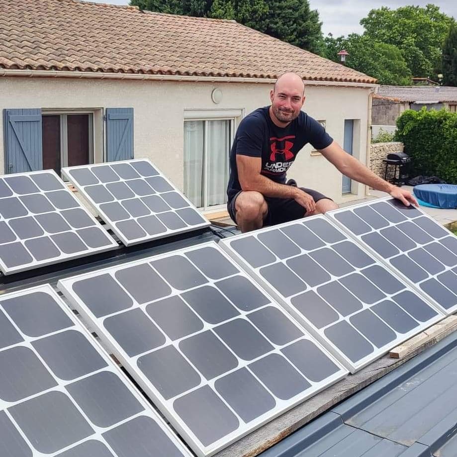 découvrez notre avis sur les panneaux photovoltaïques : performances, avantages, inconvénients et conseils d'achat pour optimiser votre investissement énergétique.