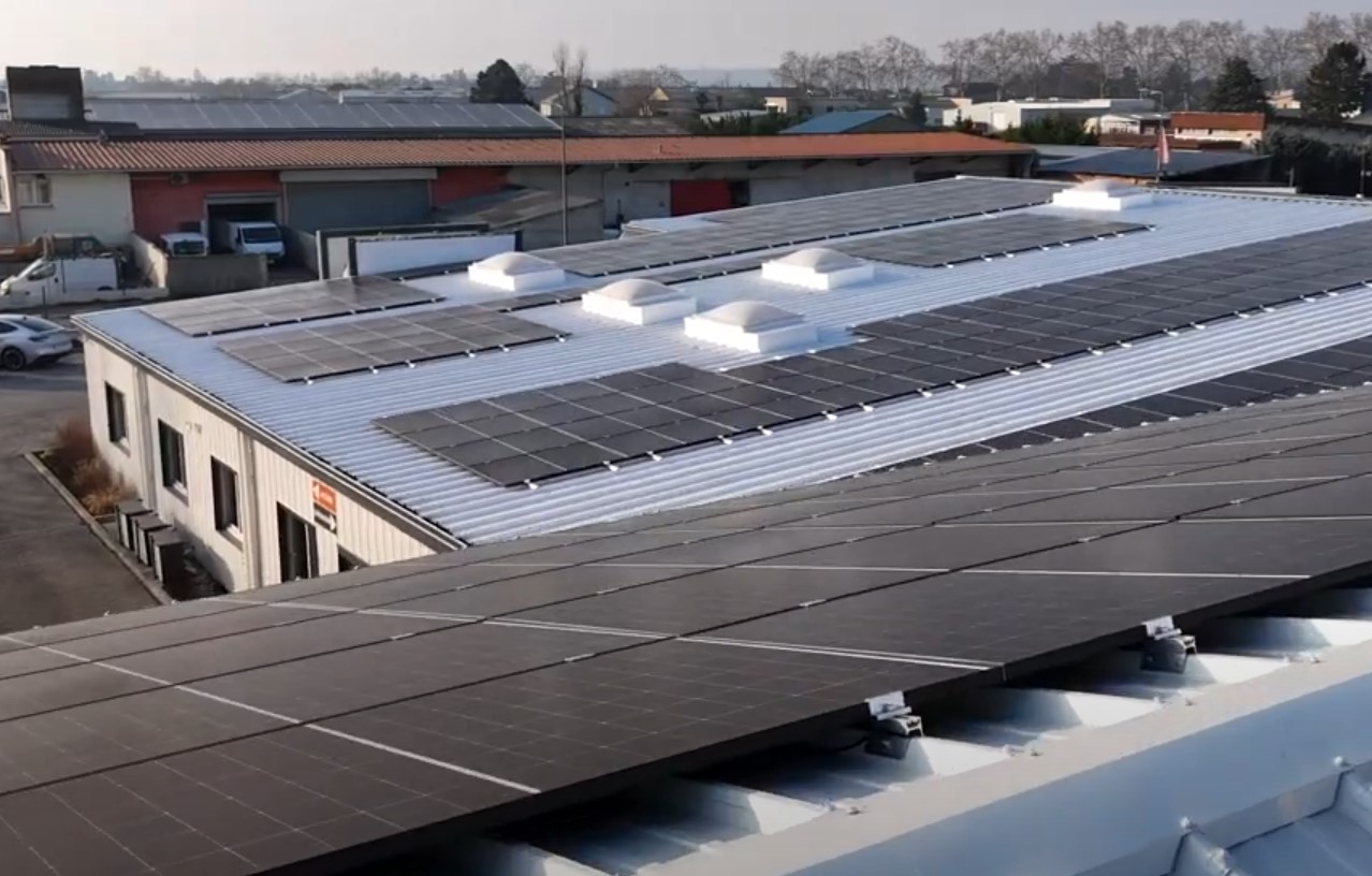 découvrez notre guide complet sur les avis concernant les toitures photovoltaïques en 2025. informez-vous sur les dernières tendances, évaluations et conseils d'experts pour optimiser votre investissement en énergie solaire.