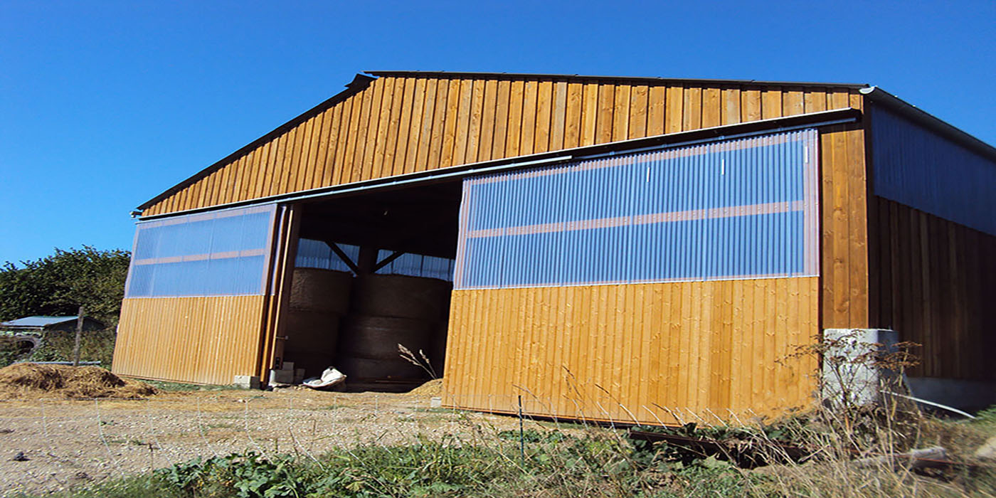 découvrez notre expertise en construction de bâtiments agricoles sur mesure, adaptés à vos besoins spécifiques. offrant durabilité et fonctionnalité, nos structures sont conçues pour optimiser votre production tout en respectant les normes environnementales.
