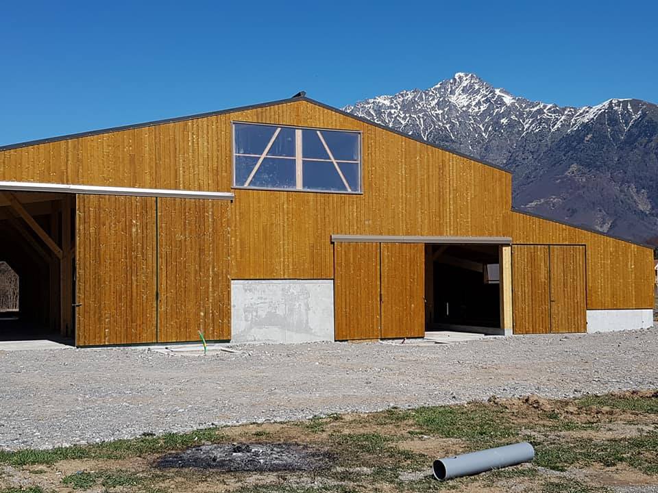 découvrez nos solutions innovantes pour la construction de bâtiments agricoles, alliant durabilité et performance. optimisez l'espace de travail pour vos activités agricoles et contribuez à l'efficacité de votre exploitation.