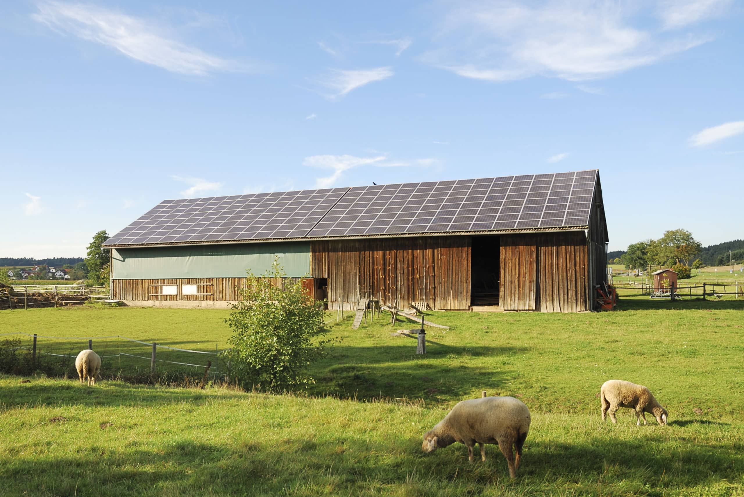 découvrez comment bénéficier d'un bâtiment gratuit équipé de panneaux photovoltaïques. profitez d'une solution énergétique durable et économique tout en réduisant votre empreinte carbone. informez-vous sur les avantages et les subventions disponibles pour installer votre propre système solaire.