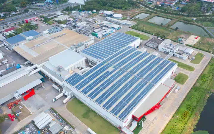 découvrez comment bénéficier d'un bâtiment photovoltaïque gratuit grâce à des aides et des subventions. maximisez votre production d'énergie renouvelable tout en réduisant vos coûts d'électricité.